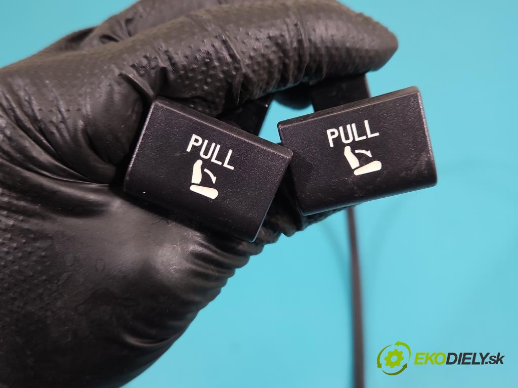 Hyundai Elantra VI 2015-2020 1.6 16v 128 HP manual 93.8 kW 1591 cm3 4- čára: