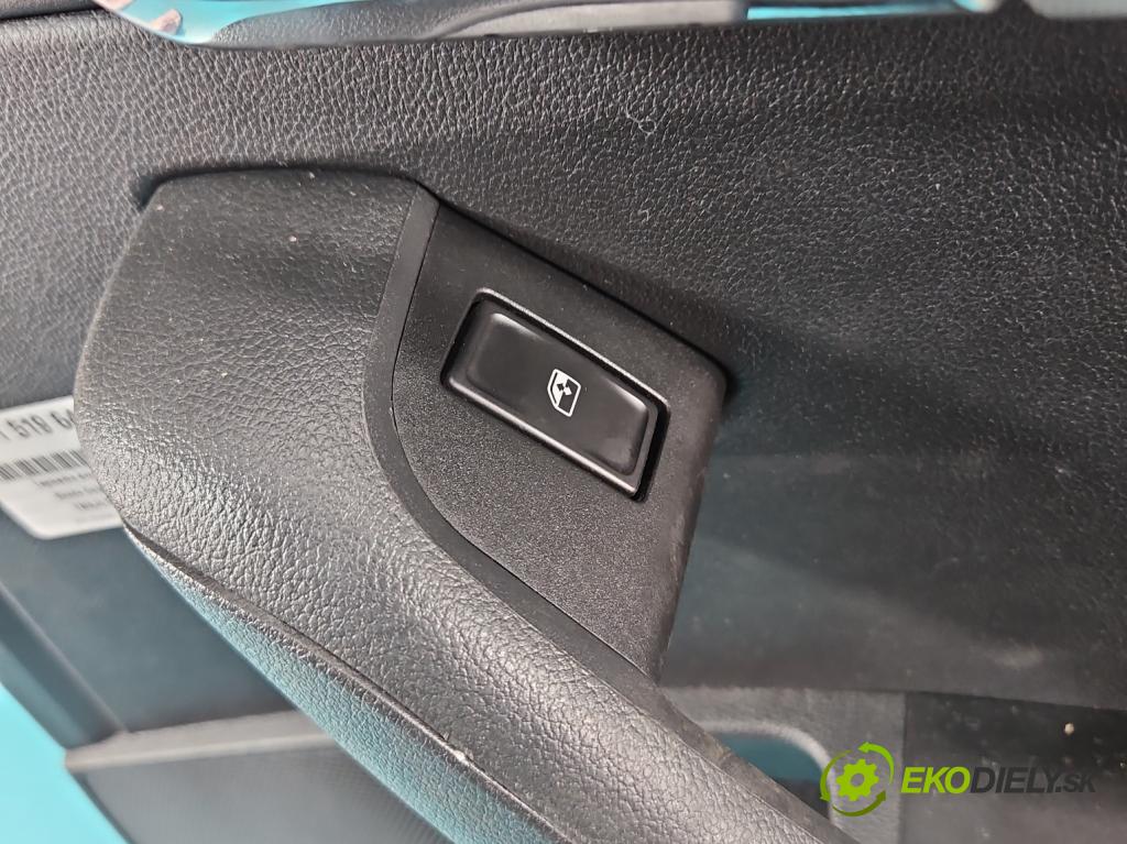 Skoda Octavia III 2013- 1.6 tdi 110 HP manual 81 kW 1598 cm3 5- Čalounictví: dvere zadné pravé 5E9867024M