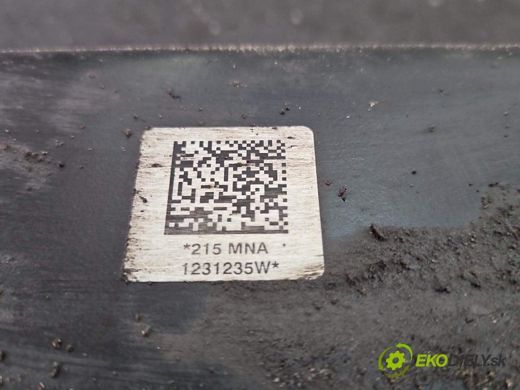 Skoda Octavia III 2013- 1.6 tdi 110 hp manual 81 kW 1598 cm3 5- zadní výztuha  (Zadní výztuha)