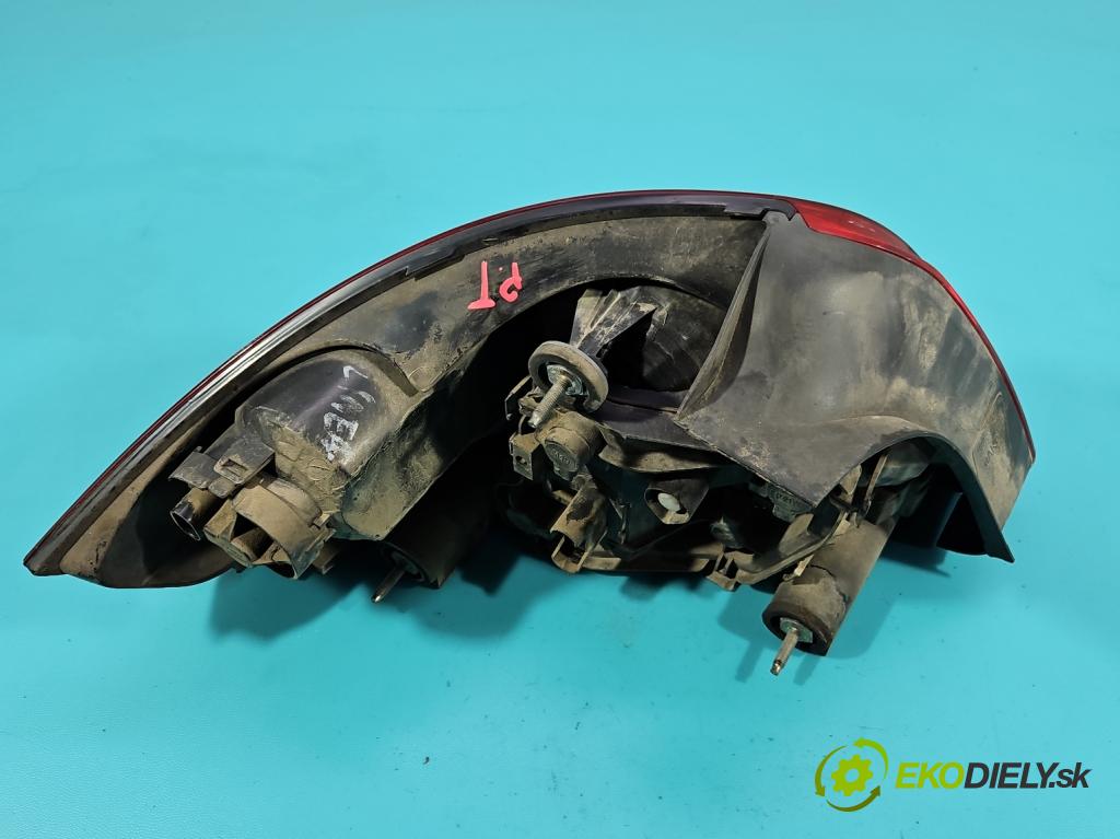 Fiat Linea 1.4 T 120 hp manual 88 kW 1368 cm3 4- světlo zadní pravé 20190748 (Klika dveří ostatní)