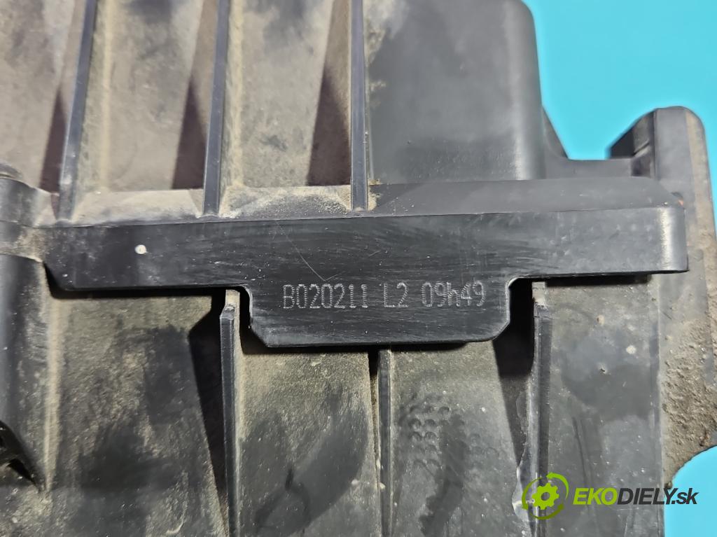 Fiat Linea 1.4 T 120 HP manual 88 kW 1368 cm3 4- obal filtra vzduchu 51796536 (Obal vzduchového filtra)