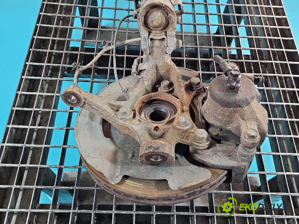 Hyundai Elantra VI 2015-2020 1.6 16v 128 HP manual 93.8 kW 1591 cm3 4- náboj ľavé  (Náboj kolesa)