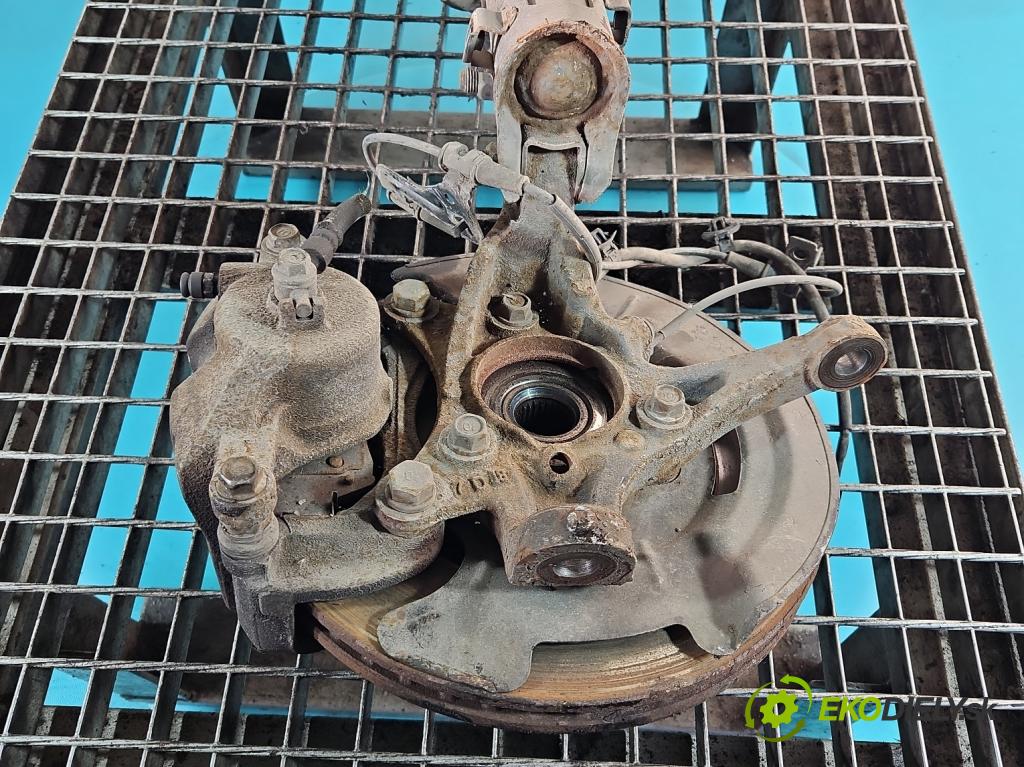 Hyundai Elantra VI 2015-2020 1.6 16v 128 HP manual 93.8 kW 1591 cm3 4- náboj pravé  (Náboj kolesa)