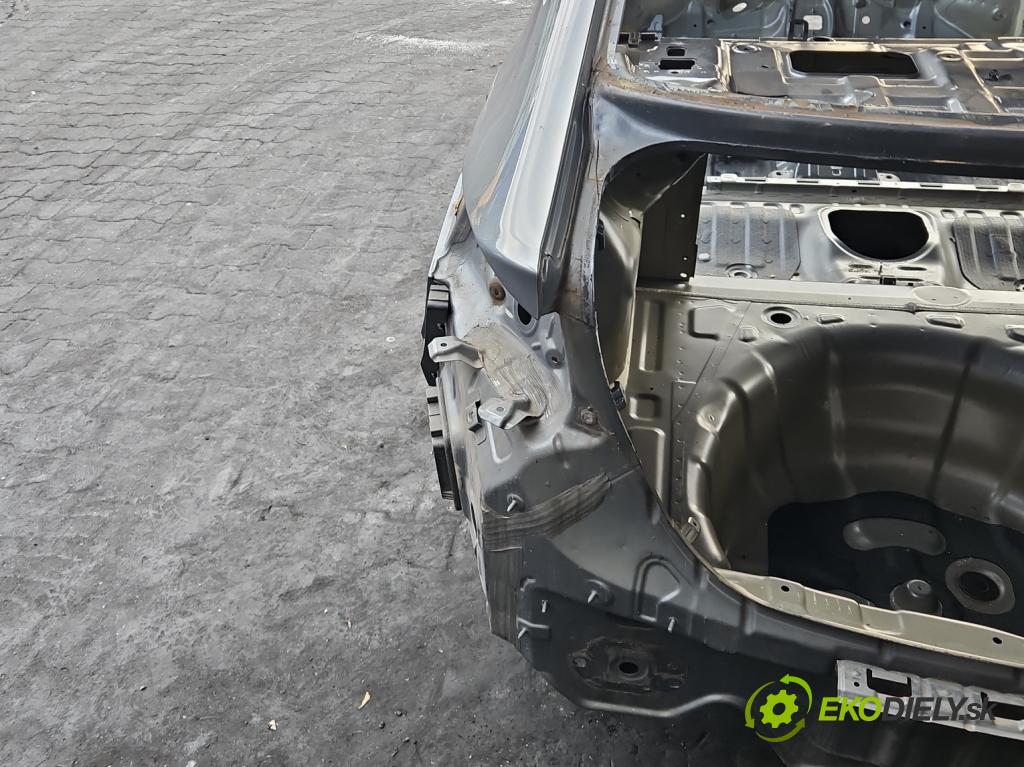 Hyundai Elantra VI 2015-2020 1.6 16v 128 hp manual 93.8 kW 1591 cm3 4- blatnik zadní levý