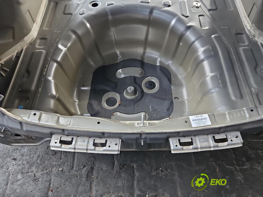 Hyundai Elantra VI 2015-2020 1.6 16v 128 HP manual 93.8 kW 1591 cm3 4- pas zadní: