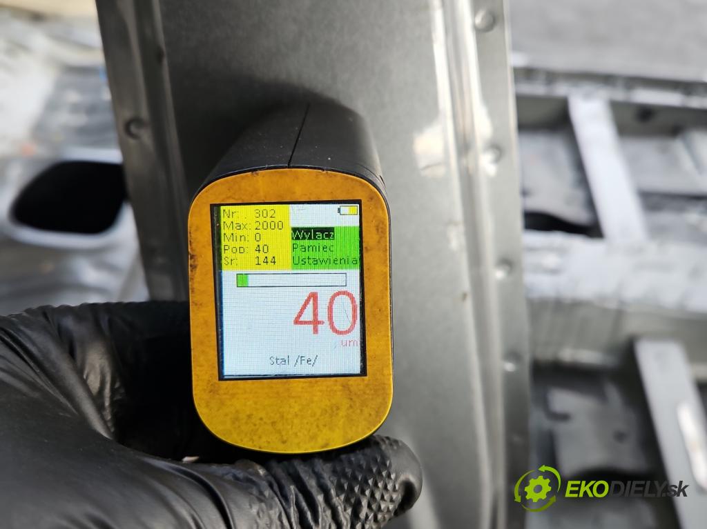 Hyundai Elantra VI 2015-2020 1.6 16v 128 hp manual 93.8 kW 1591 cm3 4- práh pravý  (Karoserie ostatní)