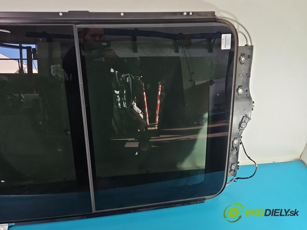 Vw Tiguan I 2007-2016 2.0d 140 hp manual 103 kW 1968 cm3 5- Střešní okno: 5N0877041E (Sklo karoserie)