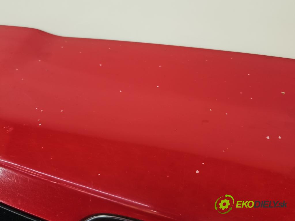 Mazda Premacy 2.0 ditd 90 hp manual 66 kW 1998 cm3 5- zadní kufrové dveře  (Zadní kapota (kufr))