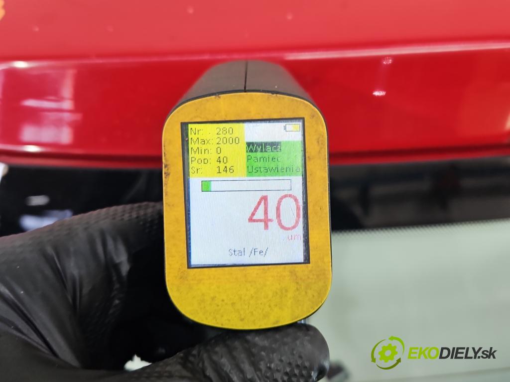 Mazda Premacy 2.0 ditd 90 hp manual 66 kW 1998 cm3 5- zadní kufrové dveře  (Zadní kapota (kufr))