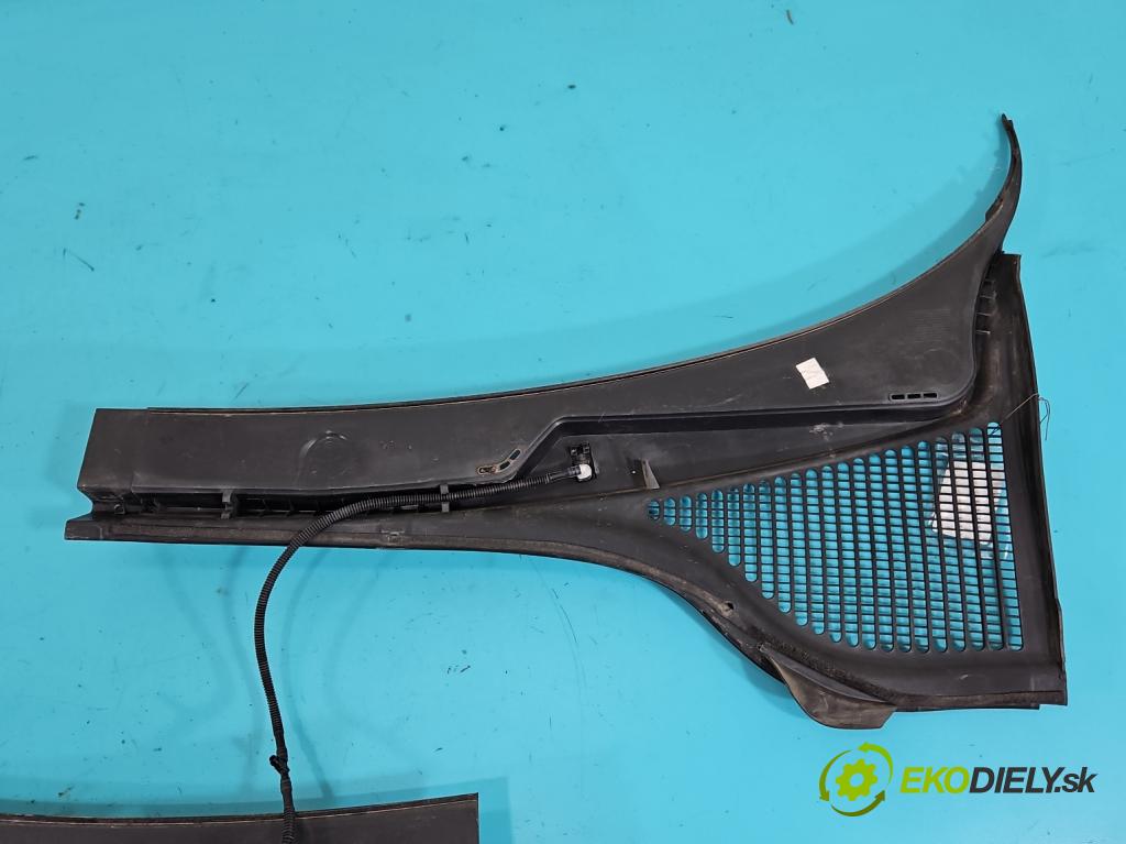 Skoda Octavia III 2013- 1.6 tdi 110 HP manual 81 kW 1598 cm3 5- torpédo 5E1819416A (Torpédo (plast pod čelným sklom))