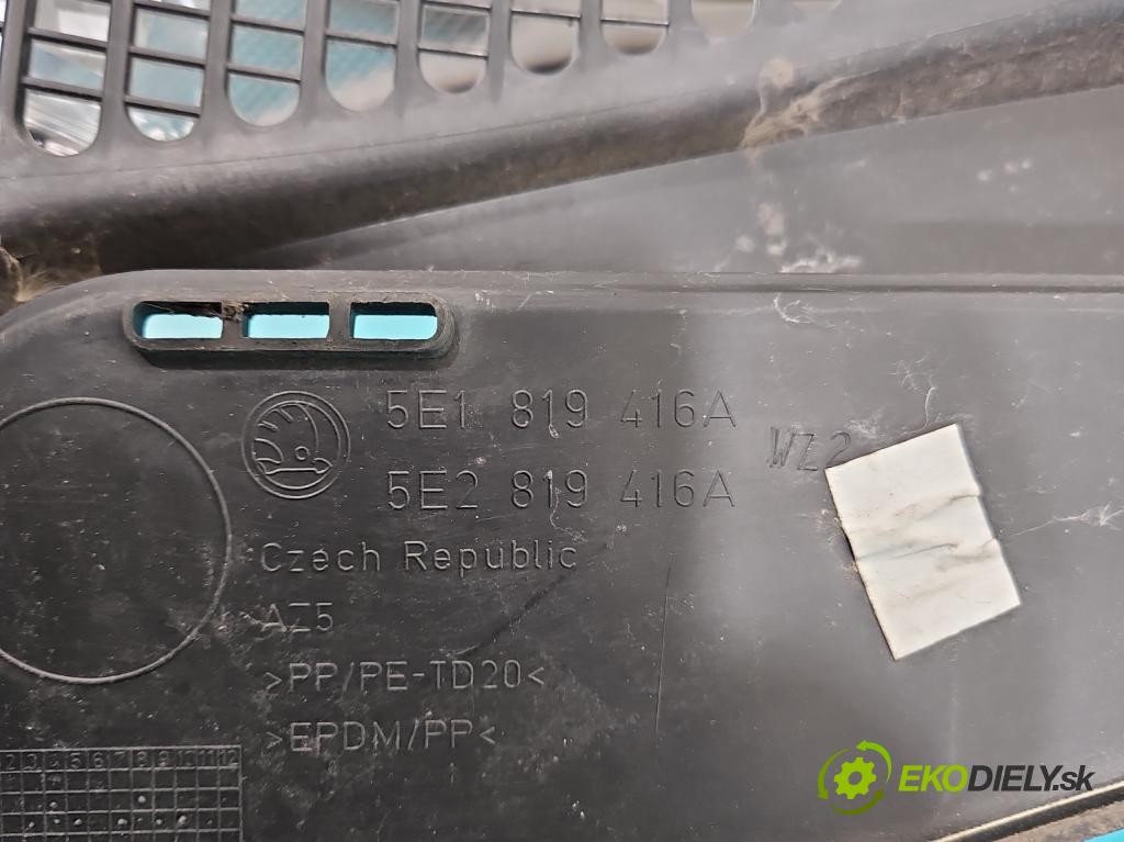 Skoda Octavia III 2013- 1.6 tdi 110 HP manual 81 kW 1598 cm3 5- torpédo 5E1819416A (Torpédo (plast pod čelným sklom))