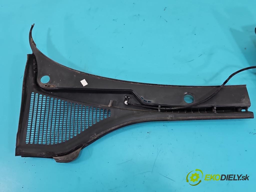 Skoda Octavia III 2013- 1.6 tdi 110 HP manual 81 kW 1598 cm3 5- torpédo 5E1819416A (Torpédo (plast pod čelným sklom))