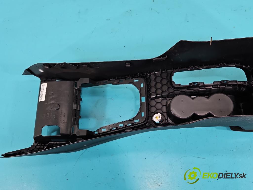 Skoda Octavia III 2013- 1.6 tdi 110 HP manual 81 kW 1598 cm3 5- operadlo 5E1863241C (Lakťová opierka)