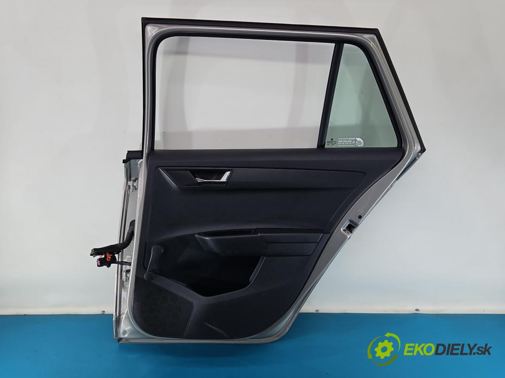 Skoda Fabia III 2014- 2021 1.2 TSI 110 HP manual 81 kW 1197 cm3 5- dvere zadné pravé  (Kľučka dverí ostatné)