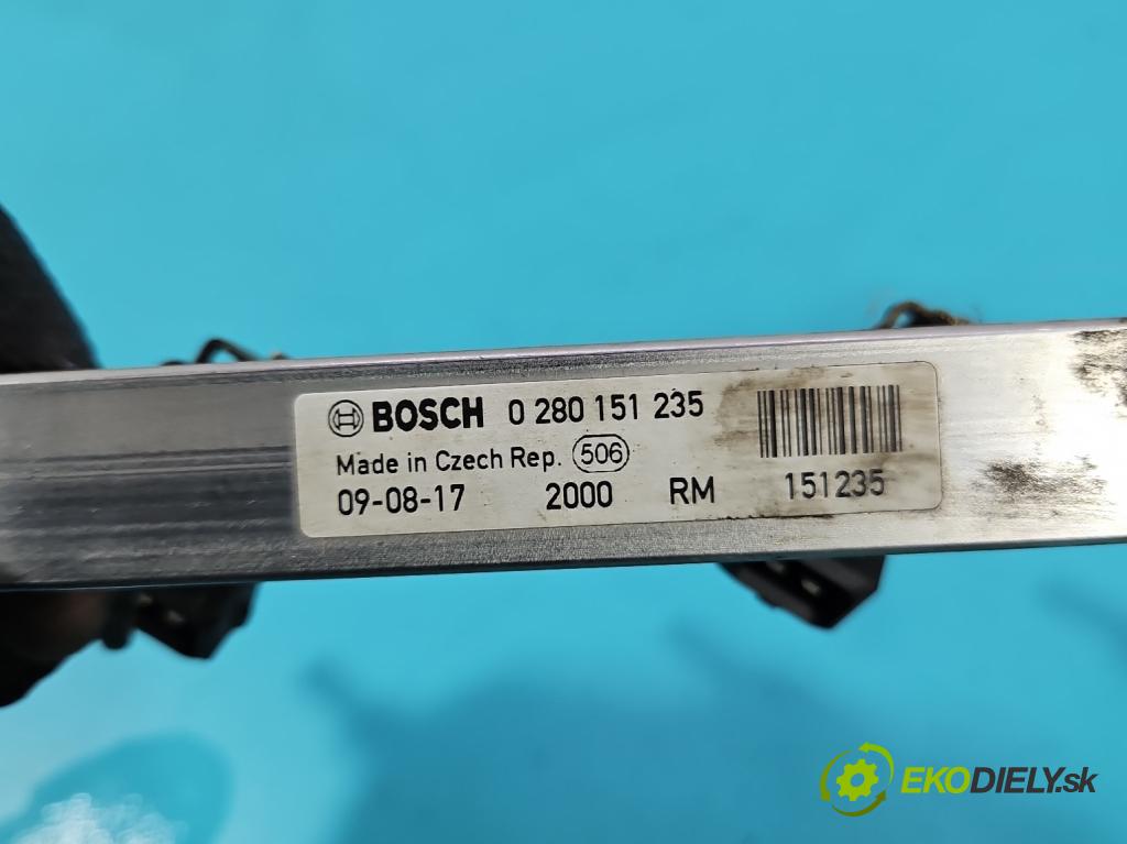 Fiat Linea 1.4 T 120 HP manual 88 kW 1368 cm3 4- vstrek 0280158167 (Vstrekovač paliva)