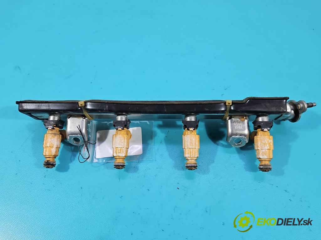 Hyundai Elantra VI 2015-2020 1.6 16v 128 HP manual 93.8 kW 1591 cm3 4- vstrek 35310-2B020 (Vstrekovač paliva)