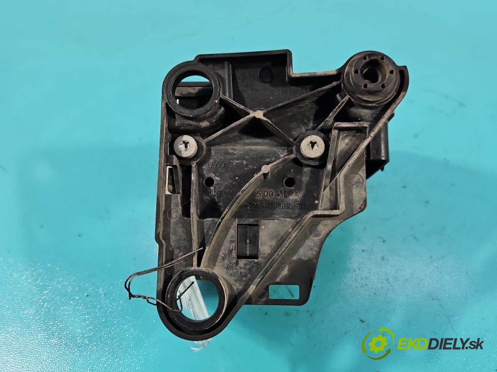 Skoda Octavia III 2013- 1.6 tdi 110 HP manual 81 kW 1598 cm3 5- čerpadlo abs 3Q0614517T (Pumpa ABS)