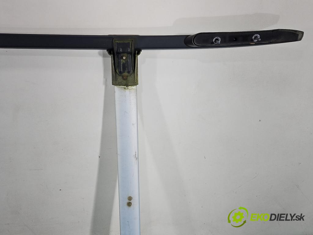 Skoda Octavia III 2013- 1.6 tdi 110 HP manual 81 kW 1598 cm3 5- zábradlí: