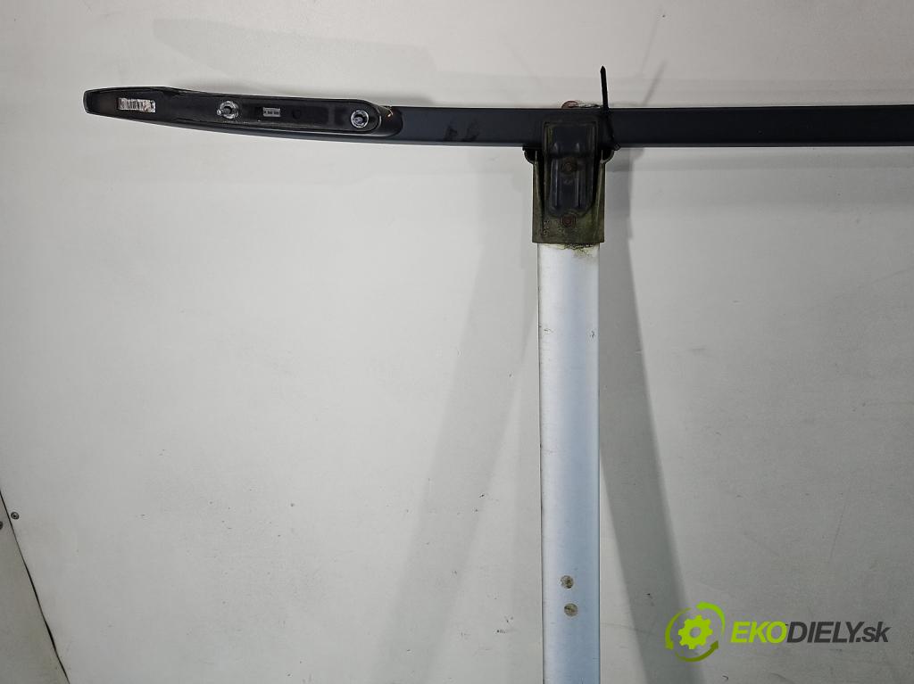 Skoda Octavia III 2013- 1.6 tdi 110 HP manual 81 kW 1598 cm3 5- zábradlí: