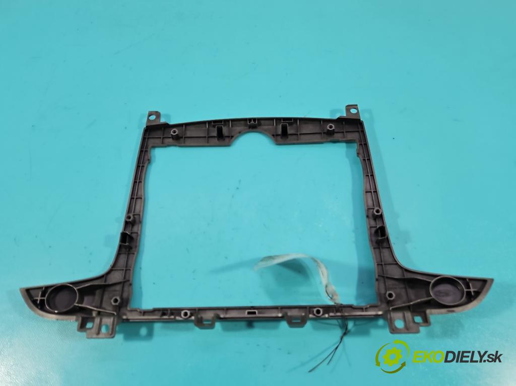 Ford S-max I 2006-2015 2.0 TDCI 140 HP manual 103 kW 1997 cm3 5- Rám: rádio: 6M21-18522-C
