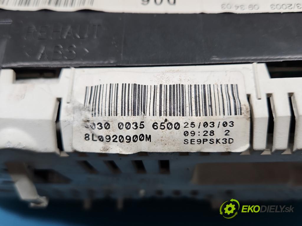 Audi A3 8L 1996-2003 1.9 TDI 101 HP automatic 74 kW 1896 cm3 5- prístrojovka/ budíky 8L0920900M (Prístrojová doska)