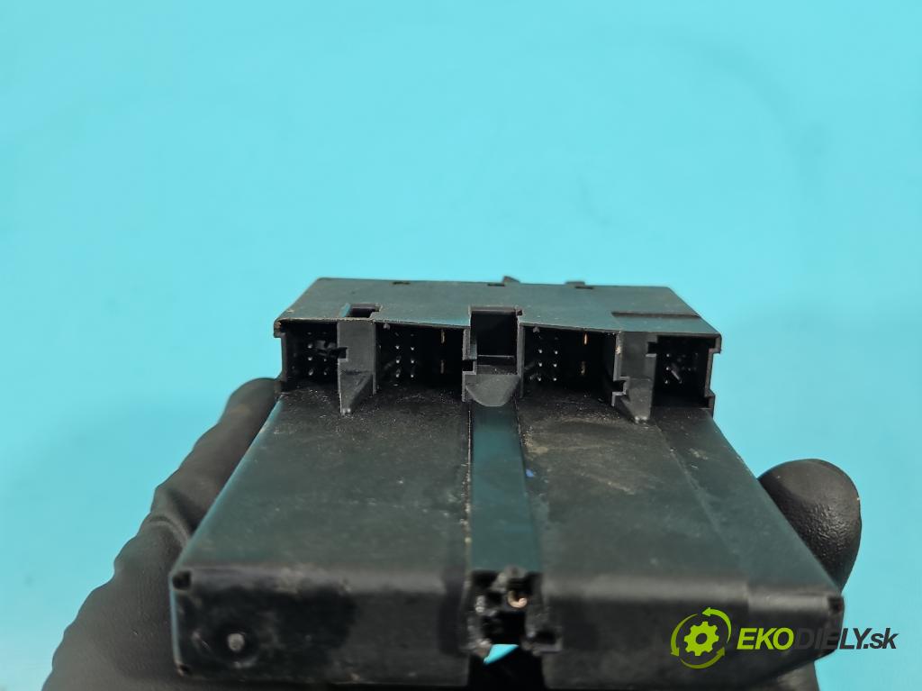 Mercedes Vito W639 2003-2014 2.2 cdi (646982) 150 HP manual 110 kW 2148 cm3 5- Spínačka 6395450508 (Spínacia skrinka)