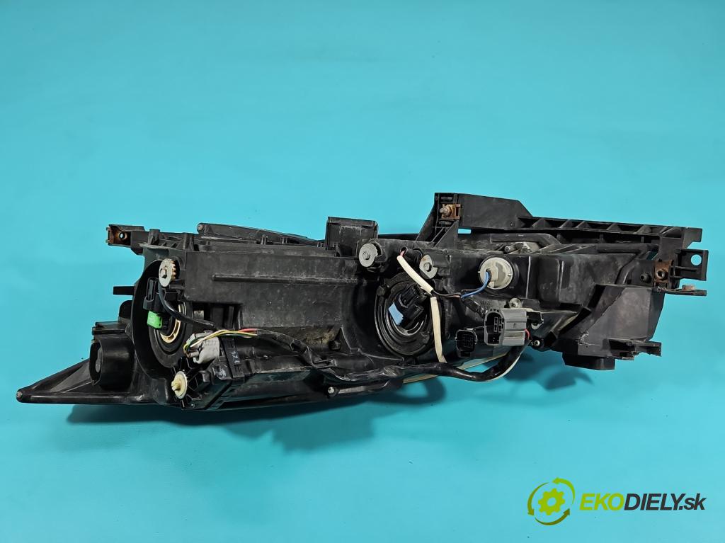 Mazda 6 II GH 2007-2012 2.0 citd 140 HP manual 103 kW 1998 cm3 5- Reflektor: pravý  (Svetlo predné pravé)