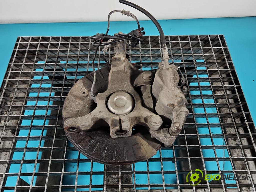 Mercedes Vito W639 2003-2014 2.2 cdi (646982) 150 hp manual 110 kW 2148 cm3 5- náboj pravé  (Náboj kola)