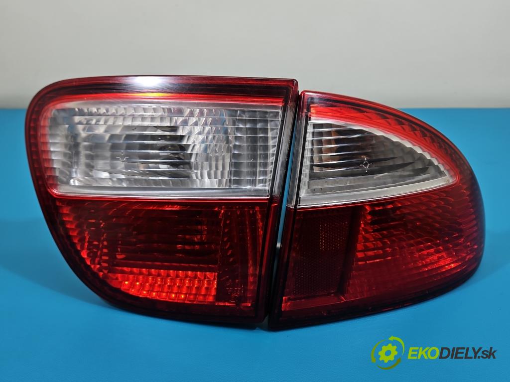 Seat Leon I 1999-2005 1.6 16V 105 HP manual 77 kW 1598 cm3 5- svetlo / reflektor zadné pravé  (Kľučka dverí ostatné)