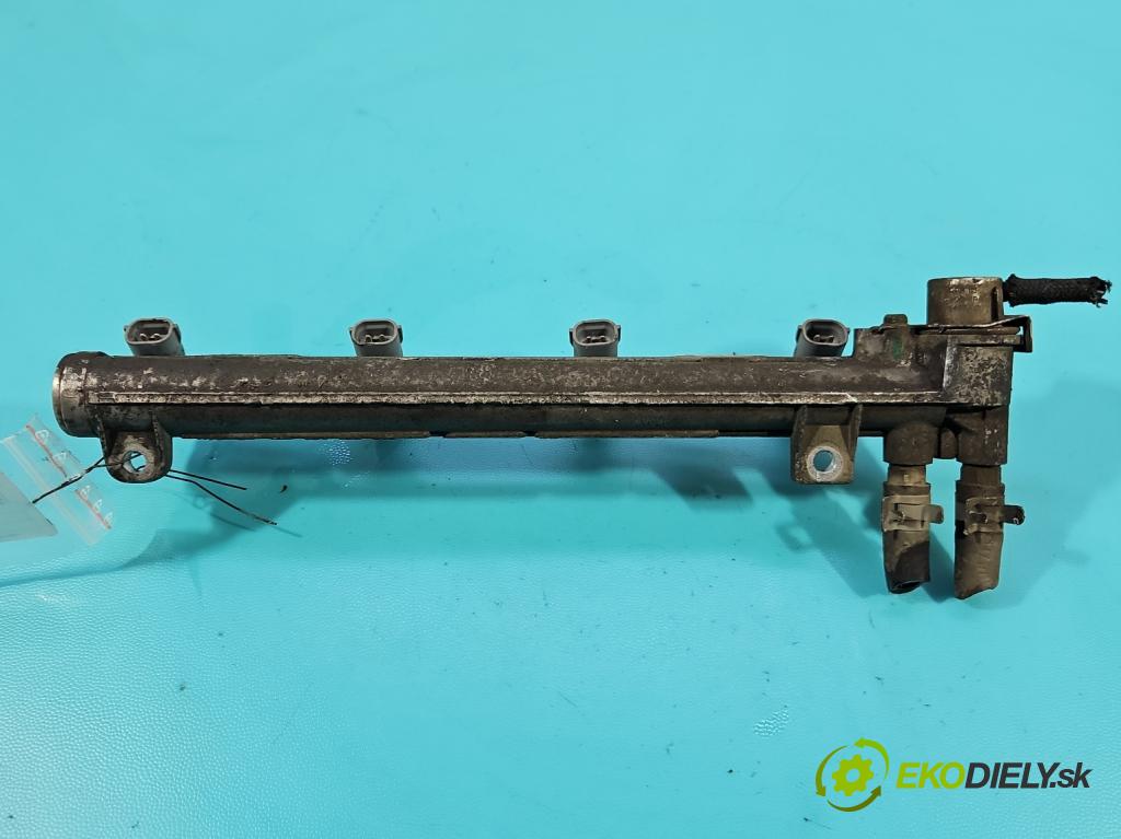 Seat Leon I 1999-2005 1.6 16V 105 HP manual 77 kW 1598 cm3 5- vstrek IWP123 (Vstrekovač paliva)