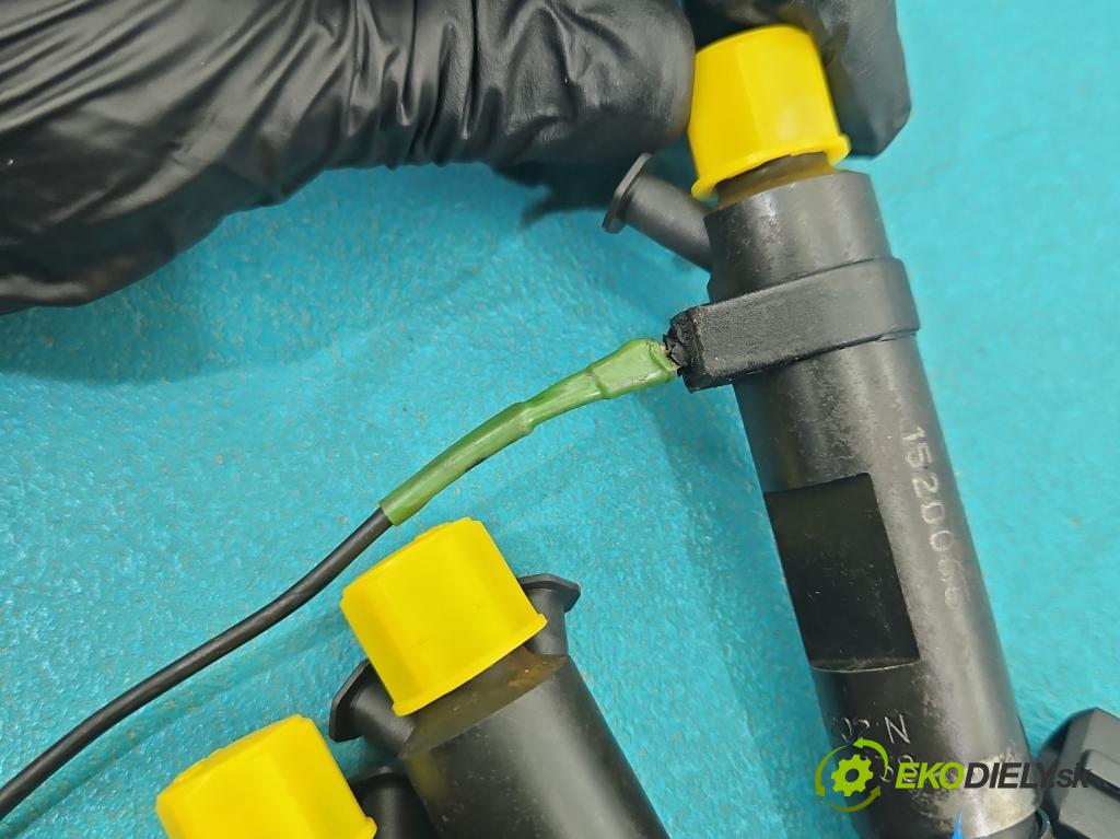 Vw Transporter T4 1990-2003 2.5 TDI 88 HP manual 65 kW 2461 cm3 5- vstrek 074130202N (Vstrekovač paliva)