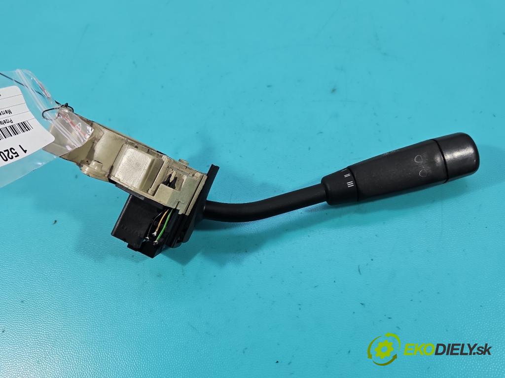 Mercedes C W203 2000-2007 2.2 CDI 116 HP manual 85 kW 2148 cm3 4- prepínač stieračov 2035450010 (Prepínacie páčky pod volantom)