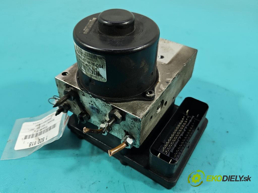 Mercedes C W203 2000-2007 2.2 CDI 116 HP manual 85 kW 2148 cm3 4- čerpadlo abs A2095450232 (Pumpa ABS)