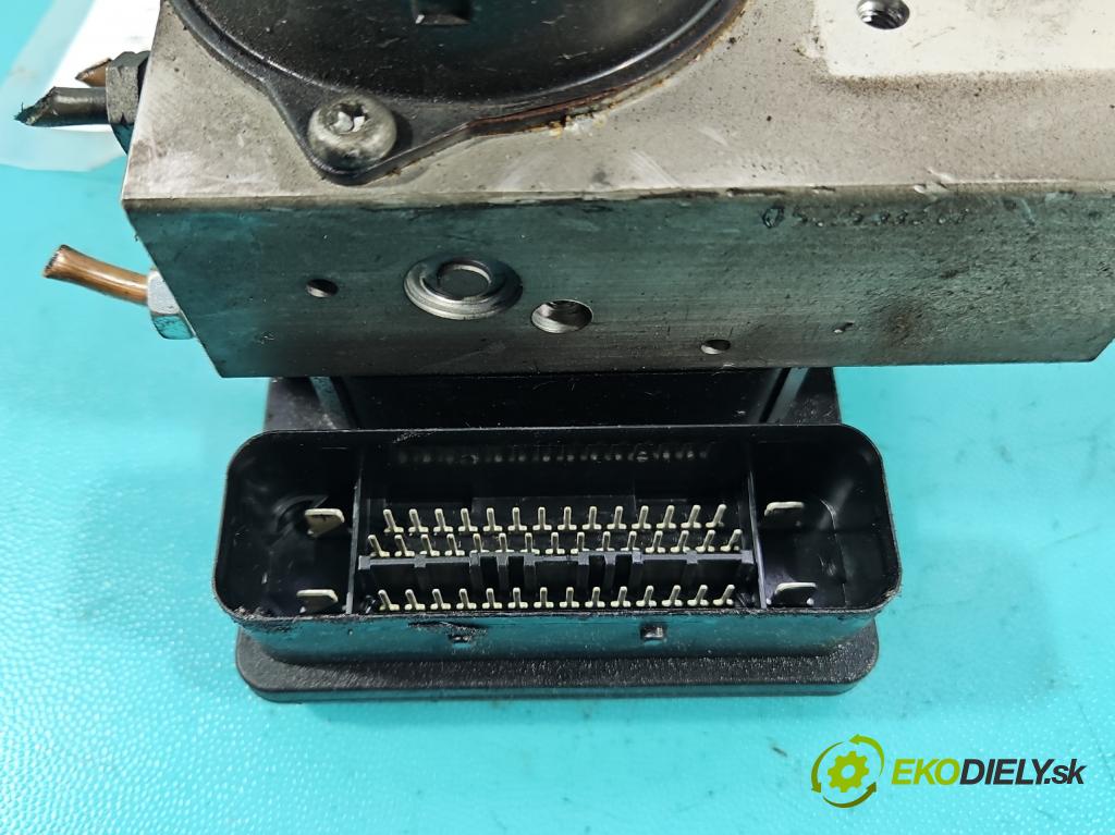 Mercedes C W203 2000-2007 2.2 CDI 116 HP manual 85 kW 2148 cm3 4- čerpadlo abs A2095450232 (Pumpa ABS)