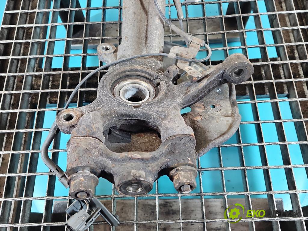 Mazda 6 II GH 2007-2012 2.0 citd 140 HP manual 103 kW 1998 cm3 5- náboj pravé  (Náboj kolesa)