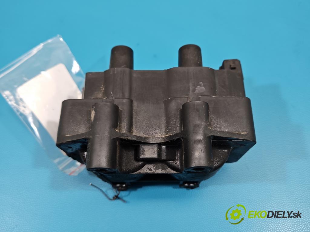 Citroen Saxo 1.1 8V 60 HP manual 44 kW 1124 cm3 3- cievka zapaľovacia  (Zapaľovacia cievka)