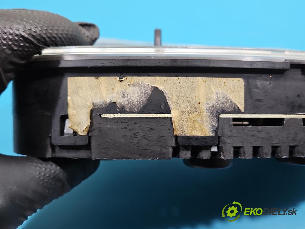 Seat Leon I 1999-2005 1.6 SR 101 HP manual 74 kW 1595 cm3 5- prístrojovka/ budíky W01M0920801A (Prístrojová doska)