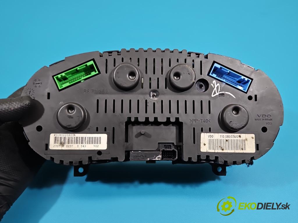 Seat Leon I 1999-2005 1.6 SR 101 HP manual 74 kW 1595 cm3 5- prístrojovka/ budíky W01M0920801A (Prístrojová doska)