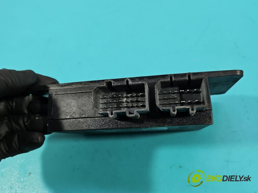 Vw Passat B5 1995-2005 1.9 tdi 131 HP manual 96 kW 1896 cm3 4- riadiaca jednotka komfortu 1C0959799B
