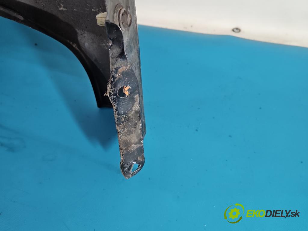 Toyota Auris I 2006-2013 1.6 VVTI 124 hp manual 91 kW 1598 cm3 5- blatnik přední levý  (Levý přední blatník)