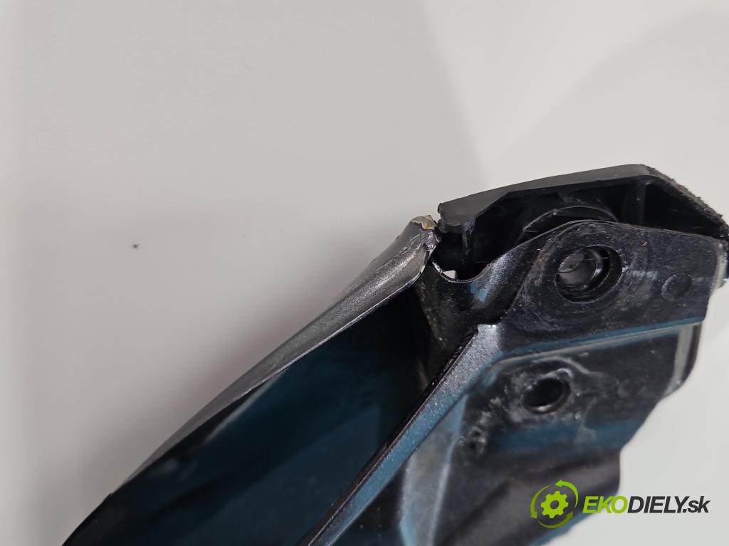 Toyota Auris I 2006-2013 1.6 VVTI 124 hp manual 91 kW 1598 cm3 5- blatnik přední levý  (Levý přední blatník)