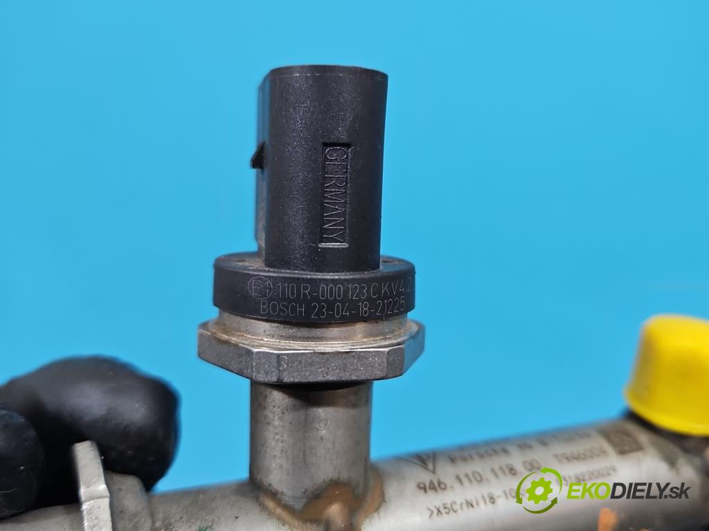 Porsche Panamera I 970 2009-2016 3.0 v6 420 hp automatic 309 kW 2997 cm3 5- lišta vstrekovacia 94611011800 (Vstrekovacia lišta)