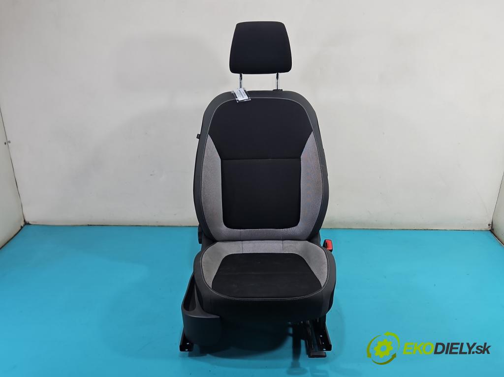 Skoda Fabia III 2014- 2021 1.2 TSI 110 HP manual 81 kW 1197 cm3 5- Sedačka pravý  (Sedadlo)