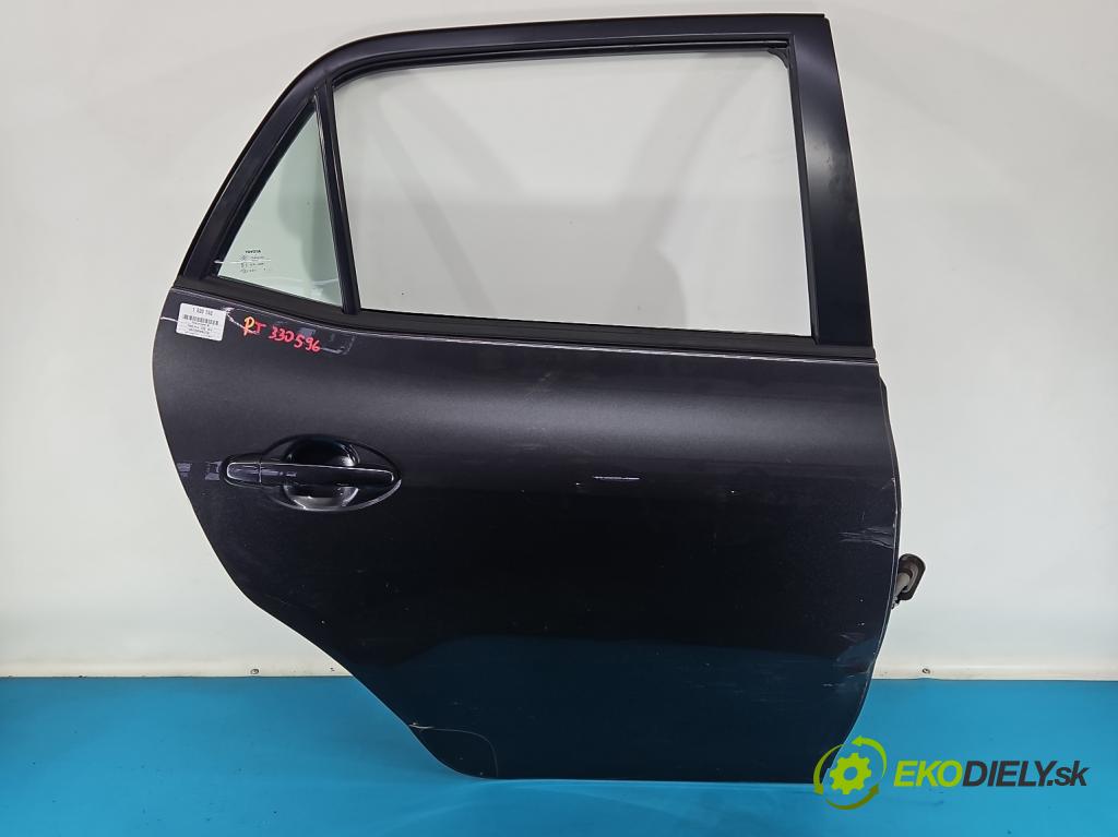 Toyota Auris I 2006-2013 1.6 VVTI 124 hp manual 91 kW 1598 cm3 5- dveře zadní pravé  (Klika dveří ostatní)