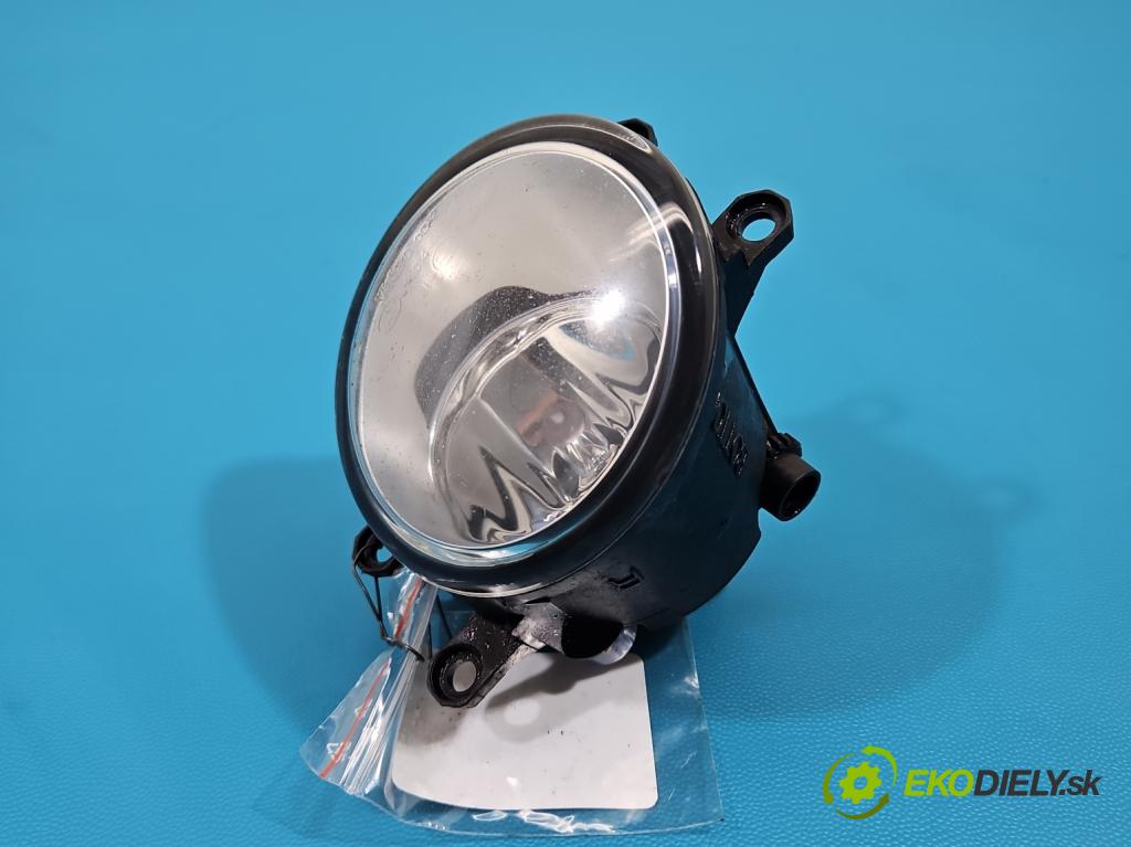 Toyota Auris I 2006-2013 1.6 VVTI 124 hp manual 91 kW 1598 cm3 5- Halogen pravý 81210-0D041 (Klika dveří ostatní)