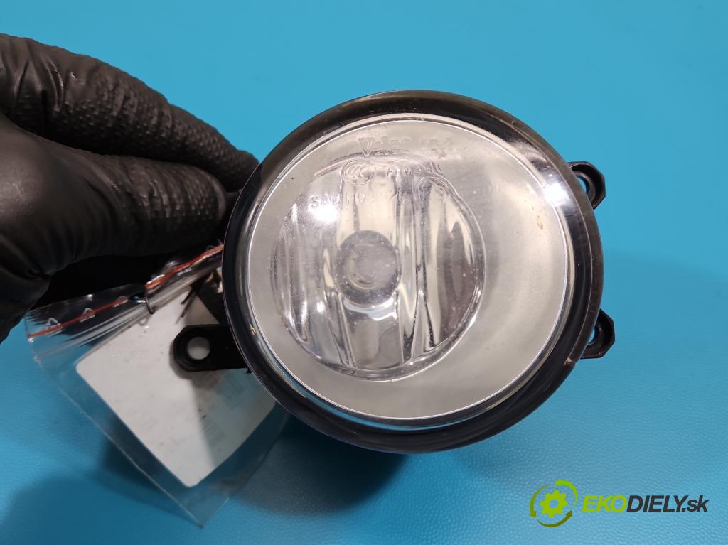 Toyota Auris I 2006-2013 1.6 VVTI 124 hp manual 91 kW 1598 cm3 5- Halogen pravý 81210-0D041 (Klika dveří ostatní)