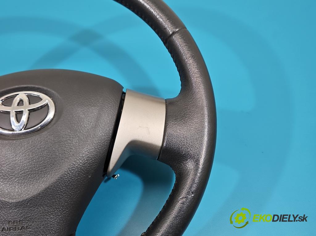 Toyota Auris I 2006-2013 1.6 VVTI 124hp manual 91 kW 1598 cm3 5- volant  (Volant)