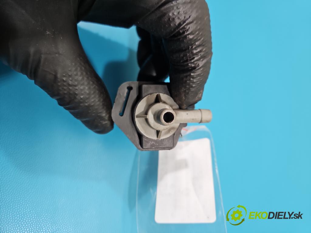 Porsche Panamera I 970 2009-2016 3.0 v6 420 hp automatic 309 kW 2997 cm3 5- ventil podtlaku 7PP906046 (Ventil)