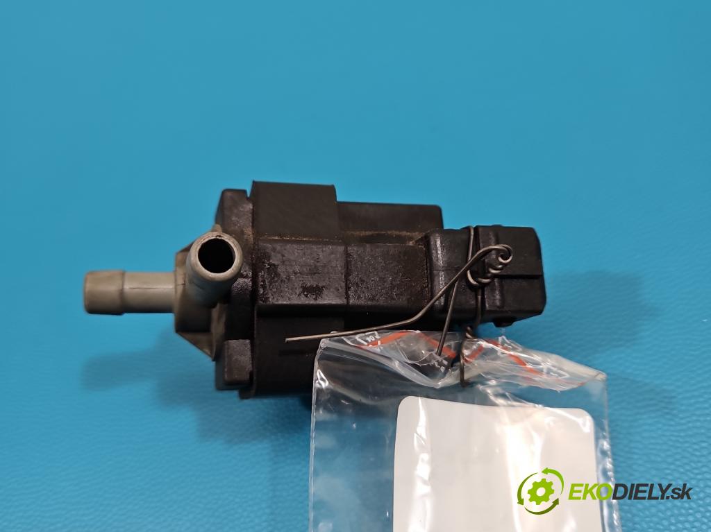 Porsche Panamera I 970 2009-2016 3.0 v6 420 hp automatic 309 kW 2997 cm3 5- ventil podtlaku 7PP906046 (Ventil)