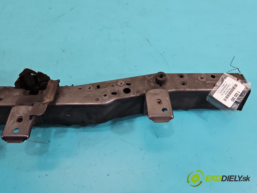 Toyota Auris I 2006-2013 1.6 VVTI 124 hp manual 91 kW 1598 cm3 5- stěna přední  (Přední výztuha)